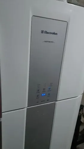 Geladeira Eletrolux infinity