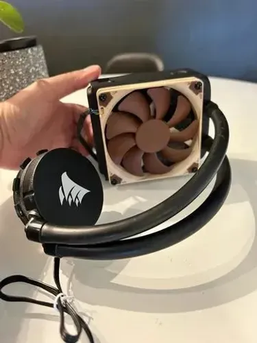 Watercooler corsair 92mm ideal para ITX