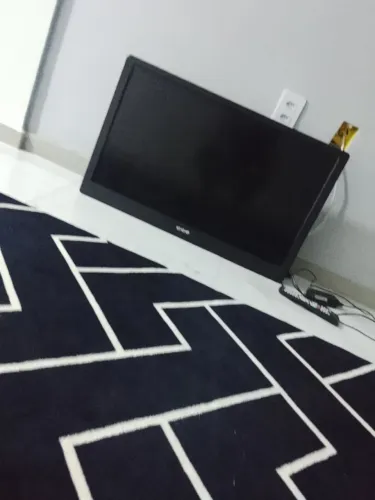 Televisão 32' polegadas 