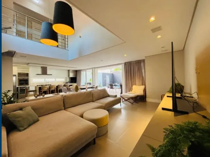 Casa alto padrão de 3 suítes à venda Santa Mônica
