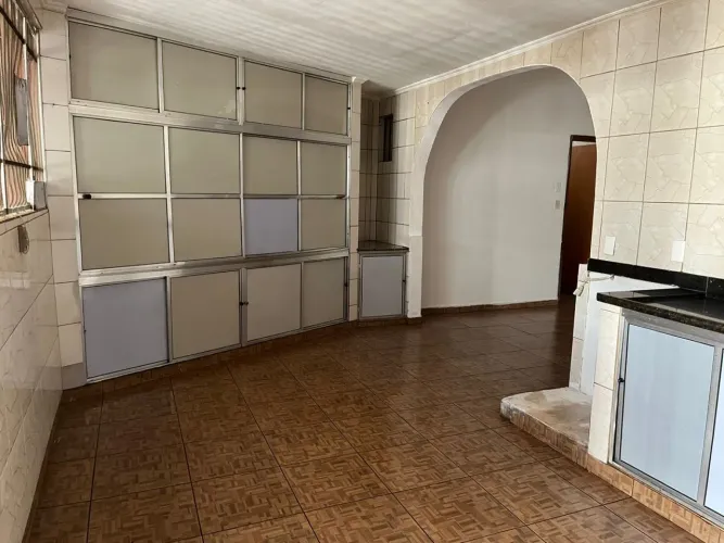 Casa para Venda em Ribeirão Preto, Vila Albertina, 3 dormitórios, 1 suíte, 2 banheiros, 3