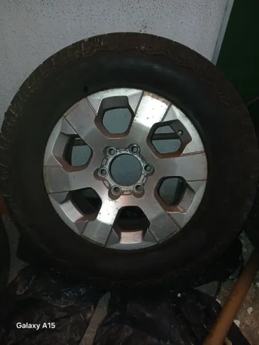 Aro com pneu para s10, tamanho 17, caminhonete 