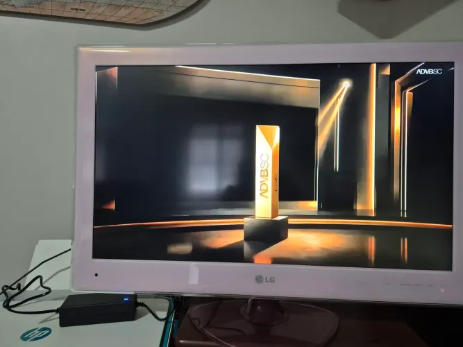 TV/ MONITOR LG LED LCD 26"