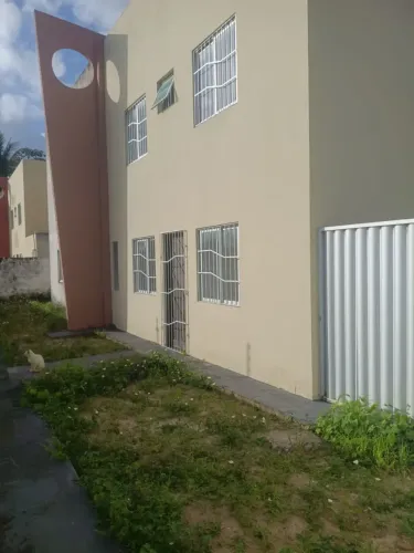 Casa duplex em condomínio fechado com entrada zero em Parnamirim/RN