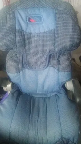 Cadeirinha de carro para criança