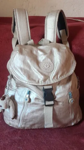 mochila  KIPLING ORIGINAL, em perfeita conservação