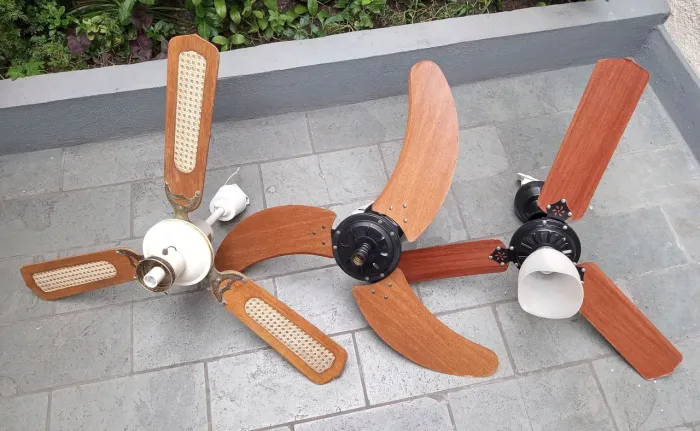 3 Ventiladores de Teto Funcionando - Tudo por 250 - ACEITO OFERTA