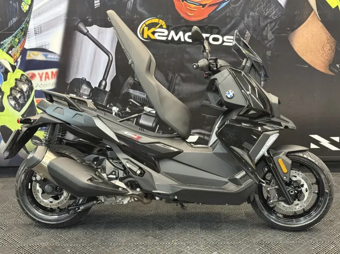BMW C 400 X 2024 Preta C/ 610KMS Scooter PREMIUM