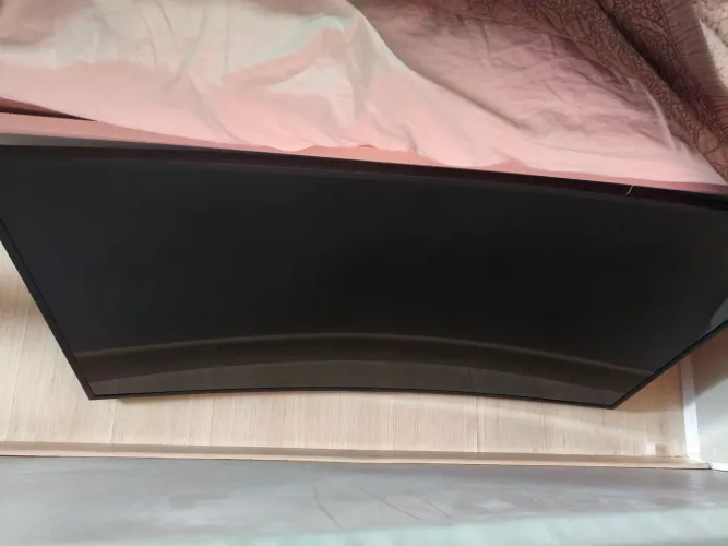 Tv com excelentes peças de reposição Samsung 49NU7300G. Tela curva