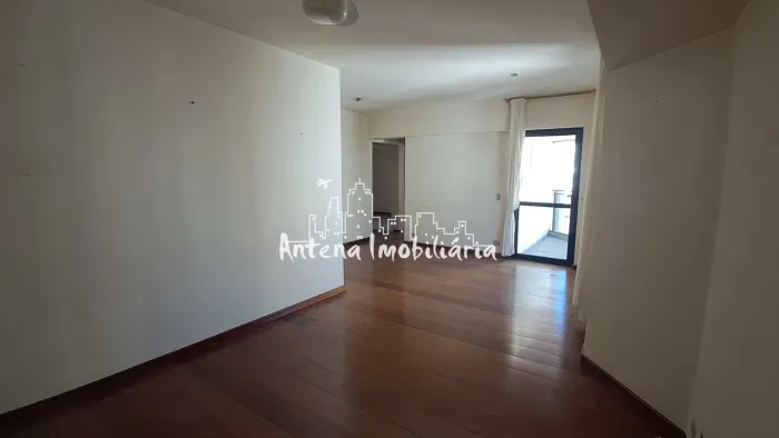 Apartamento com 03 dormitórios na Santa Cecília - Cód.: 12065.