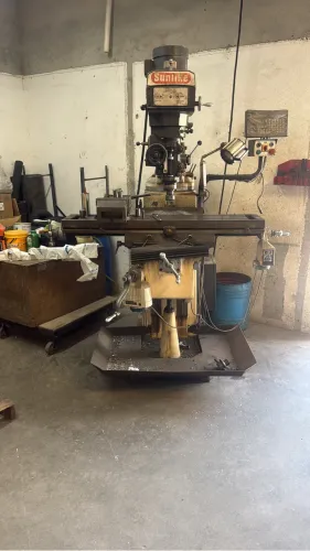 Vendo fresadora ferramenteiro ISO 40