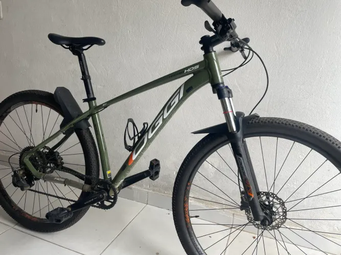 Bicicleta OGGI HDS semi nova
