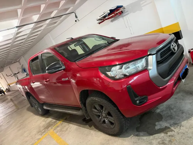 Toyota Hilux CD SR 4X4 2.8 TDI Diesel Aut. 2023