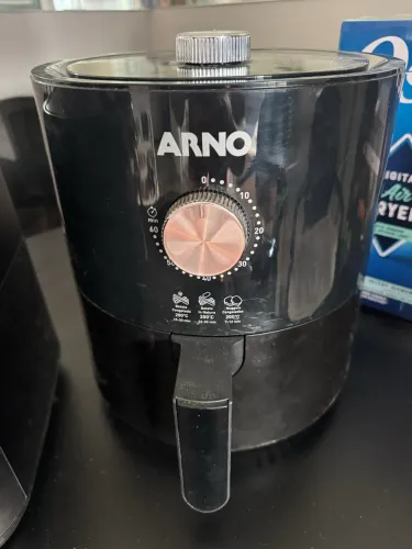 Airfryer Arno Ultra Mecânica Preta Ufyp QUEIMADA