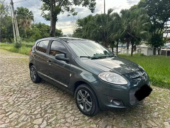 Fiat Palio Essence 1.6 Flex 16V 5P 2013
