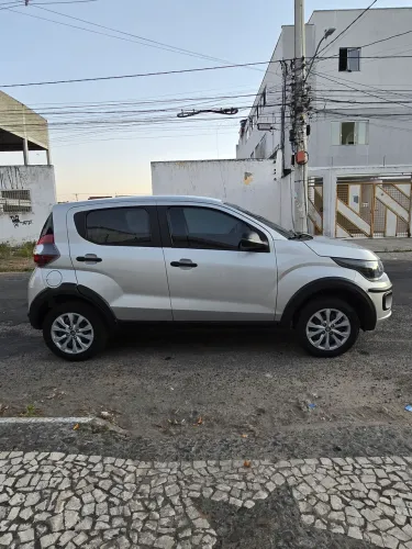 Fiat Mobi Like 1.0 Fire Flex 5P. 2022