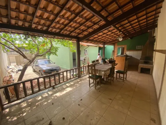 Casa com 3 quartos para alugar em Sete Lagoas