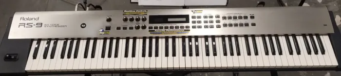 Teclado Roland RS-9