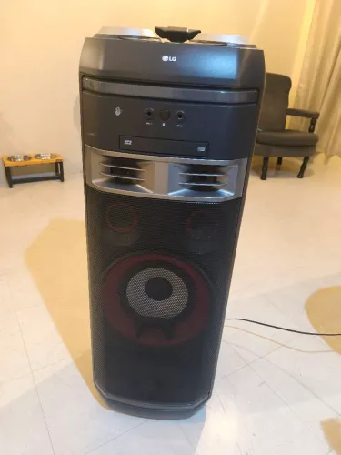 VENDO CAIXA DE SOM FORMATO TORRE LG XBOOM 0K75 , MODELO ORIGINAL COM 1000W RMS DE POTEN.