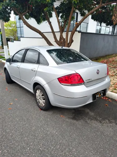 Fiat Linea Essence 1.8 Flex 16V 4P 2014