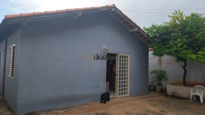 Casa à venda, 2 quartos, 4 vagas, Jardim Elza Amuí II - Uberaba/MG