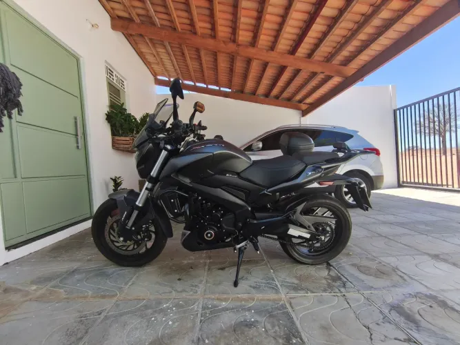 Dominar 400 BAJAJ