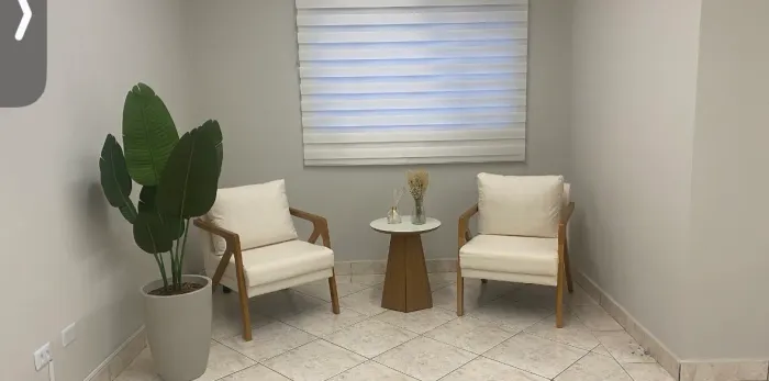 Poltrona e mesa
