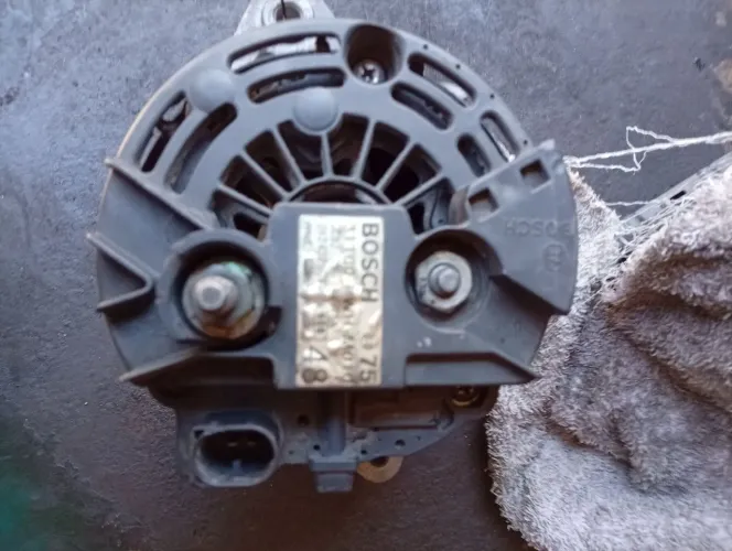 Alternador de Honda Fit 