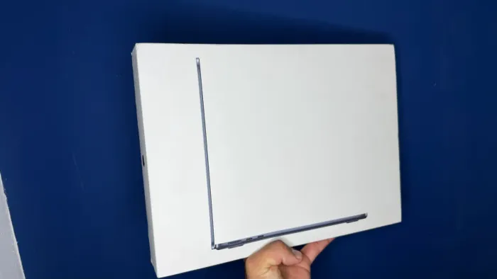 MacBook Air M4 2025 13 256GB 16G - Novo