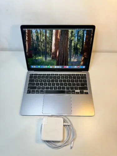 Macbook Air M1 2020 8GB RAM 256GB SSD UR0344