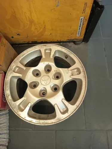 Roda aluminio mitsubish pajero