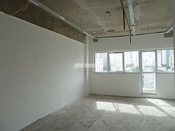 PRÓXIMO AO SHOPPING MORUMBI TOWN E SHOPPING JARDIM SUL 42M² - 2 GAR -