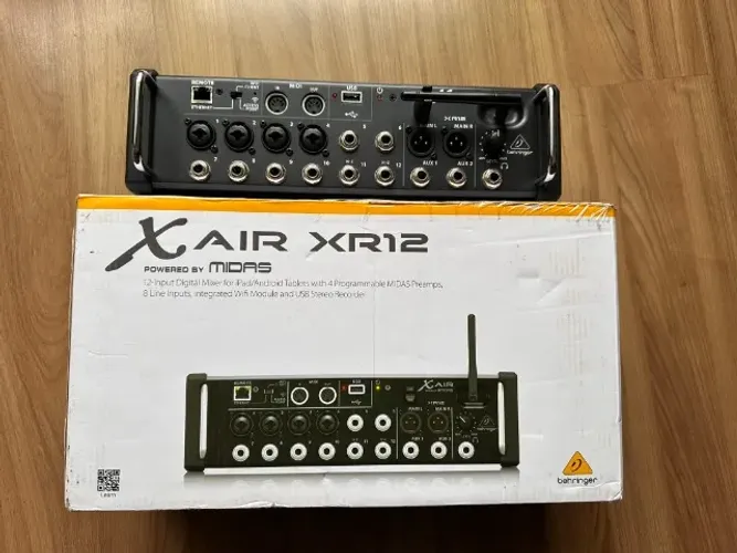 Mesa de Som Digital Behringer X AIR XR12 (usada e em excelente estado)
