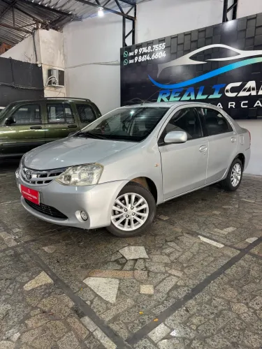 Toyota Etios XLS Sedan 1.5 Flex 16V 4P Mec. 2013