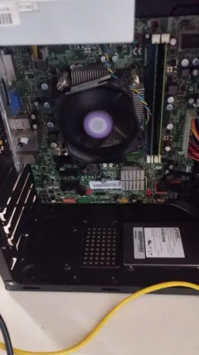 Pc barato para estudar e jogar alguns jogos leves 