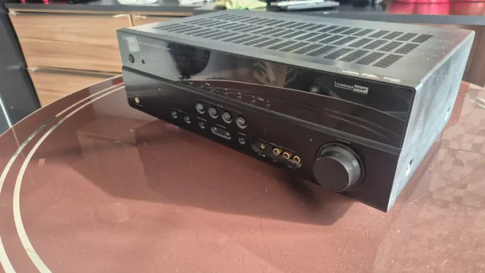 Home Theater Yamaha 5.1 RX-V367