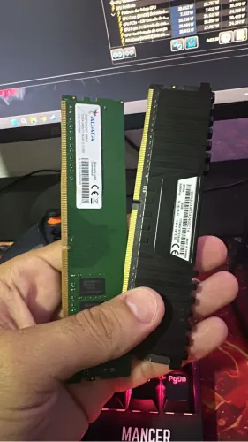 Memoria ddr4 2x8 (16gb)