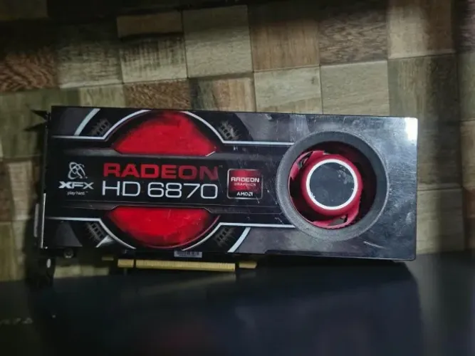 PLACA DE VIDEO AMD HD6870 GDDR5