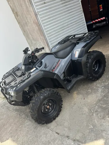Quadriciclo Honda 2025