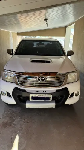 Toyota Hilux CD SRV D4-d 4X4 3.0 TDI Diesel AUT 2015