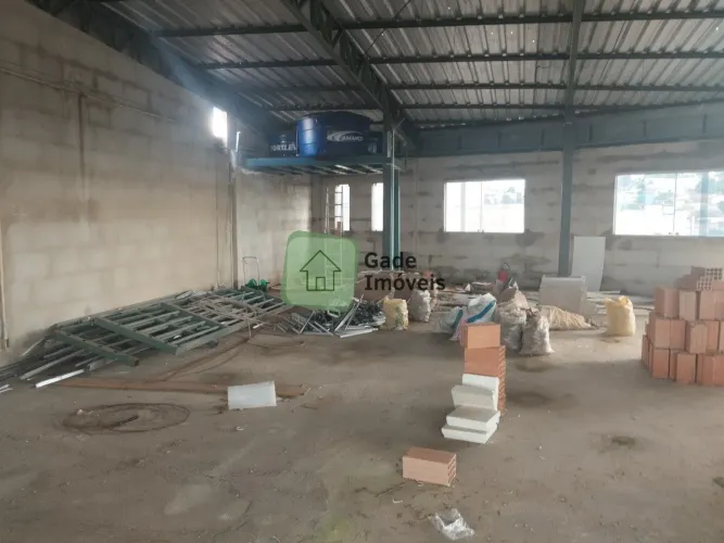 Excelente espaço livre,otima localização comercial.