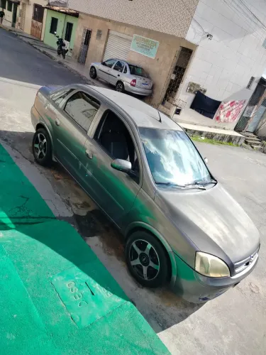 Chevrolet Corsa Hatchback 1.8 MPFI Flexpower 8V 5P 2004