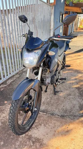 Moto FAZER 150cc, Ano 22/23, 21 mil km rodados e Doc. OK, abaixo da tabela FIPE.