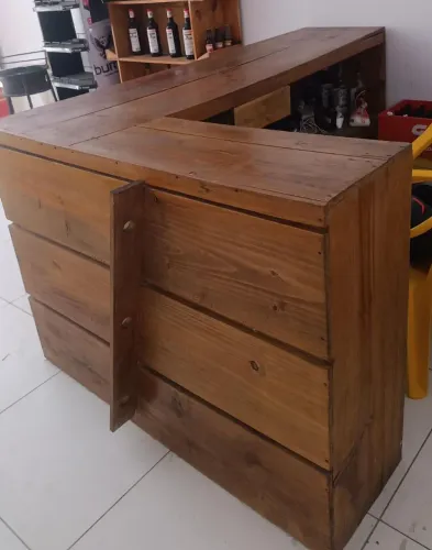 Vende-se Balcão 