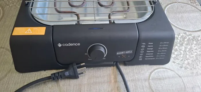 Churrasqueira elétrica CADENCE 127v