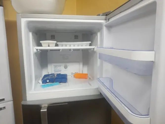 Geladeira Eletrolux 
