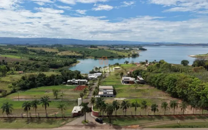 Terreno em Condomínio Fechado Bangalô Delfinópolis MG