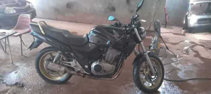 VENDO OU TROCO - HONDA CB 500 ANO 2001