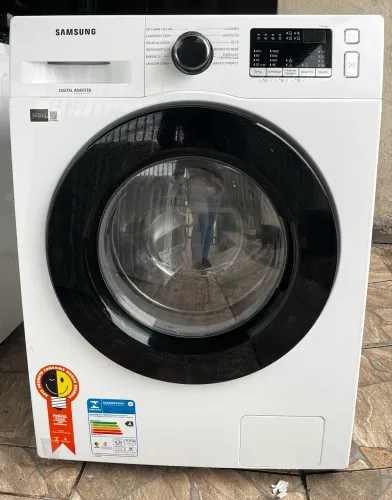Lava e seca Samsung 11KG seminova