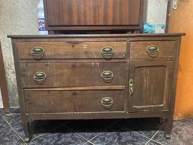 Raridade Cômoda antiga